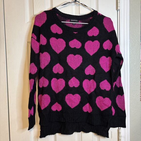 Rampage Sweaters - Rampage Medium Sweater Black Knit with Hot Pink Heart Print Y2K Emo Indiecore